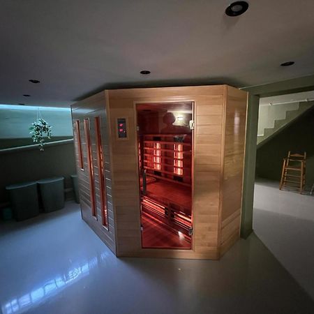 Charmante Art Deco Rijwoning ออสเทนด์ ภายนอก รูปภาพ
