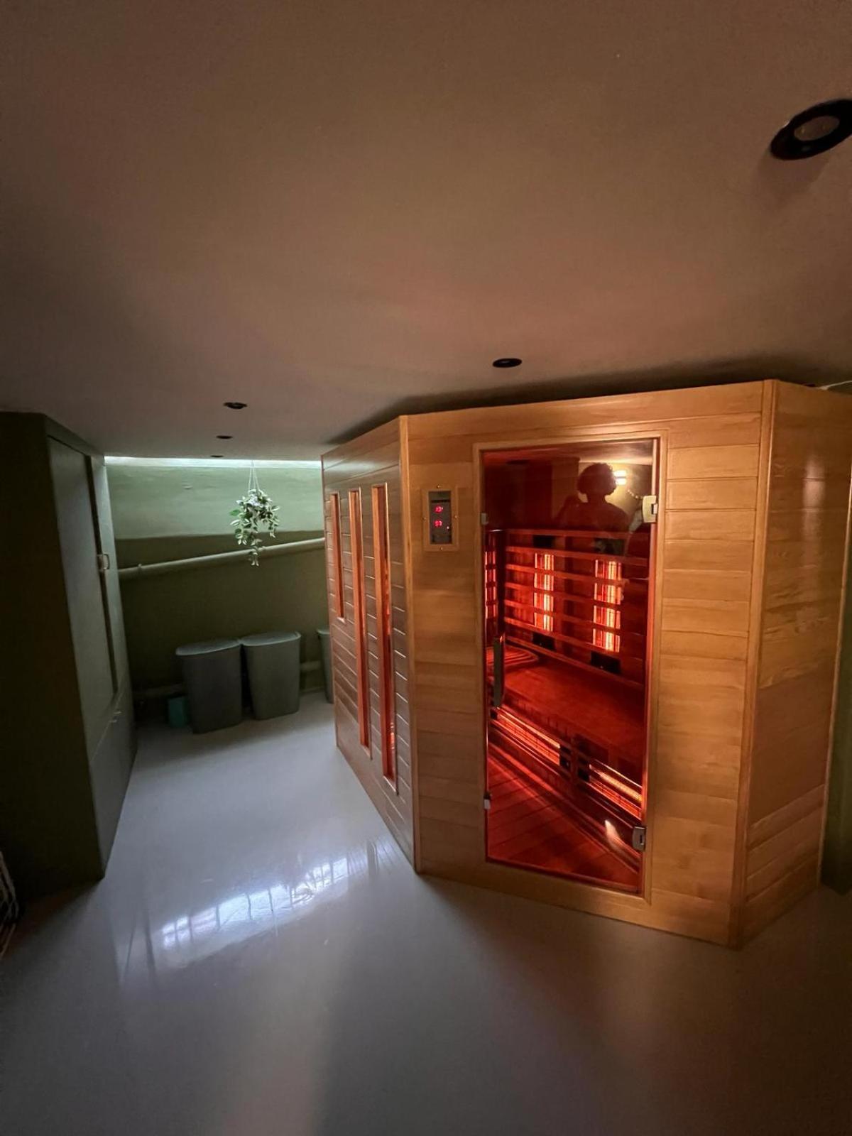 Charmante Art Deco Rijwoning ออสเทนด์ ภายนอก รูปภาพ